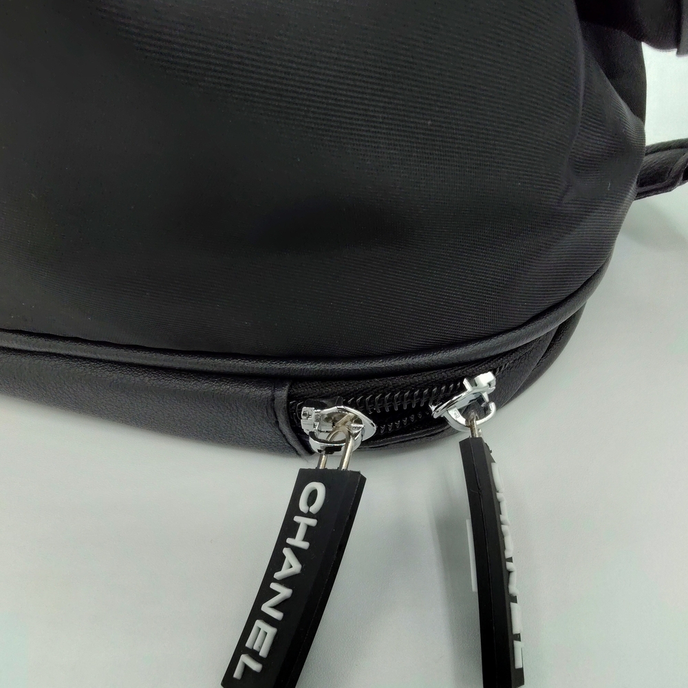 CHANEL Beaute Black Nylon Travel Case Zip Bottom Organizer Dust Bag VIP GWP Bag - Picture 9 of 12